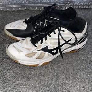 Women’s Mizuno Wave Hurricane 3 Volleyball Shoes sz 8.5